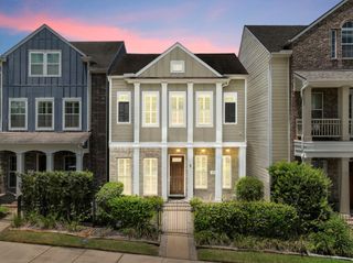 19 E Breezy Way, The Woodlands, TX 77380