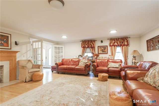 59 Michael Lane, Naugatuck, CT 06770
