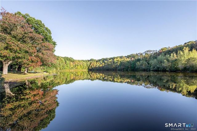 59 Michael Lane, Naugatuck, CT 06770