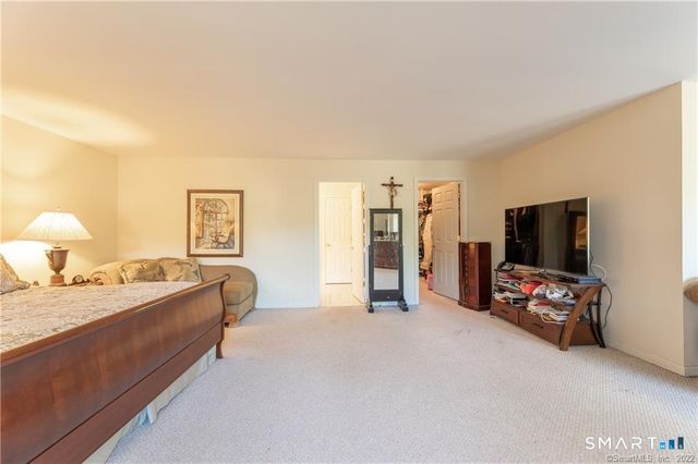 59 Michael Lane, Naugatuck, CT 06770