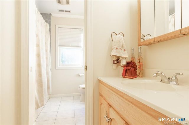 59 Michael Lane, Naugatuck, CT 06770
