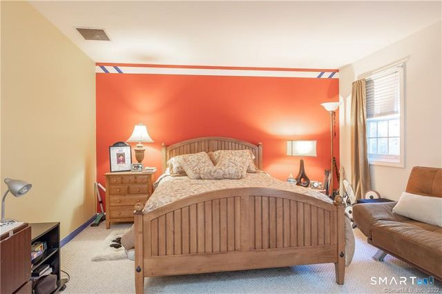 59 Michael Lane, Naugatuck, CT 06770