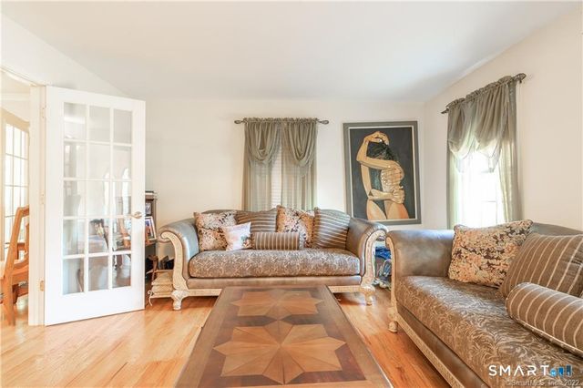 59 Michael Lane, Naugatuck, CT 06770