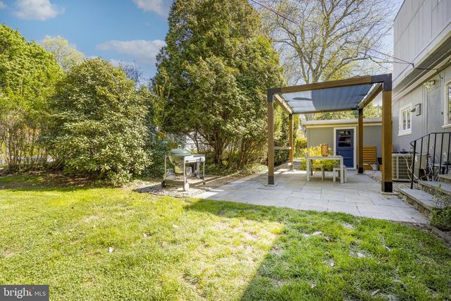 8207 MACARTHUR RD, Wyndmoor, PA 19038