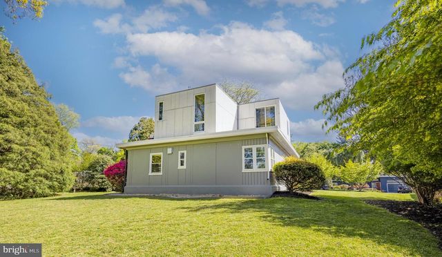 8207 MACARTHUR RD, Wyndmoor, PA 19038