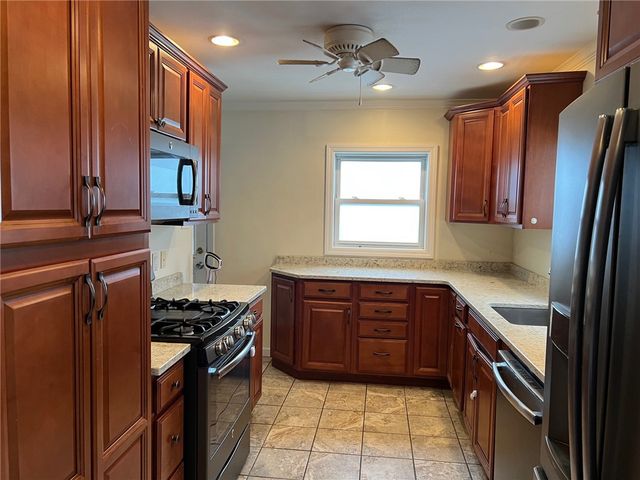 304 Dewey Ave, City Of Washington, PA 15301