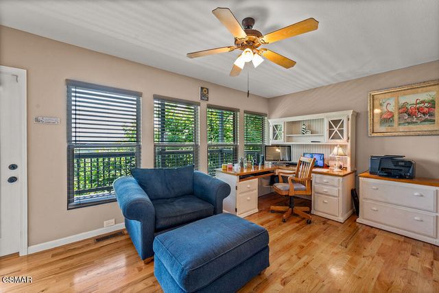 843 Sourwood Drive, Gatlinburg, TN 37738
