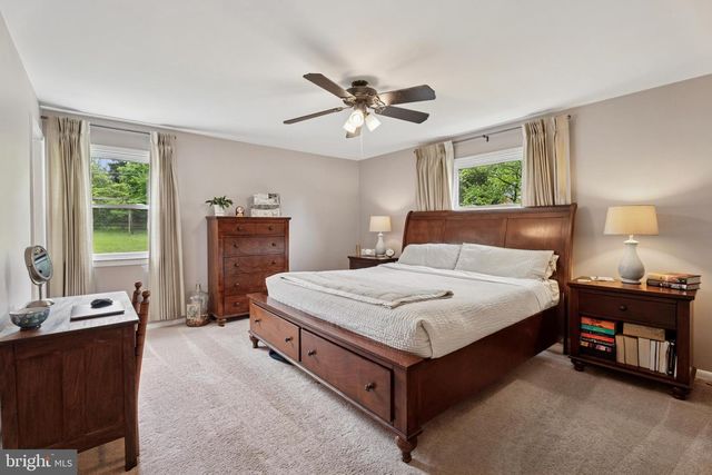 41 S SPRING LN, Phoenixville, PA 19460