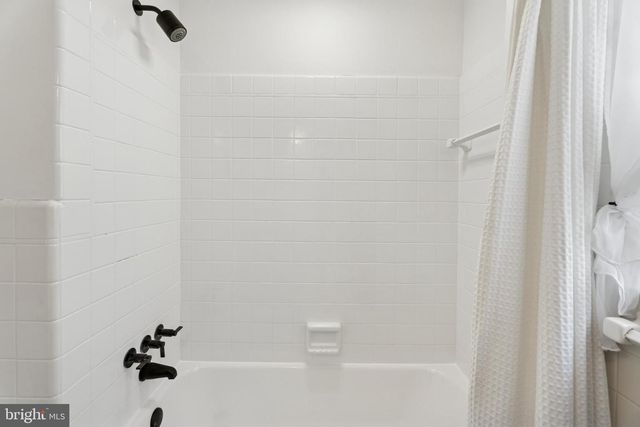 41 S SPRING LN, Phoenixville, PA 19460