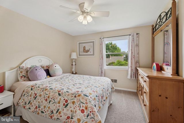 41 S SPRING LN, Phoenixville, PA 19460