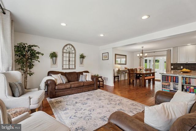 41 S SPRING LN, Phoenixville, PA 19460