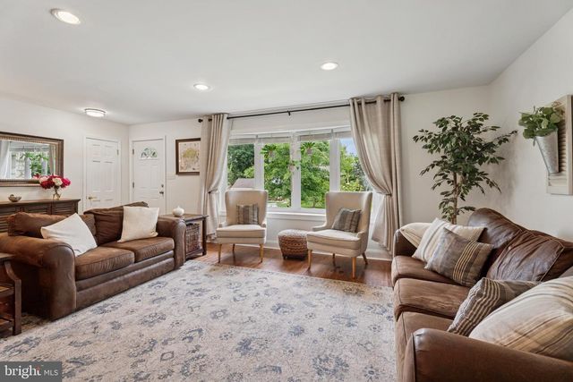 41 S SPRING LN, Phoenixville, PA 19460