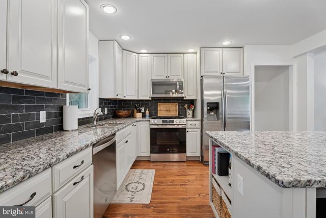 41 S SPRING LN, Phoenixville, PA 19460