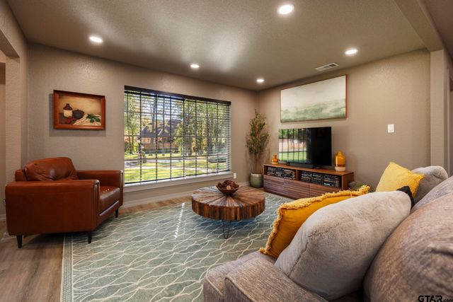 403 Beechwood Drive, Tyler, TX 75701