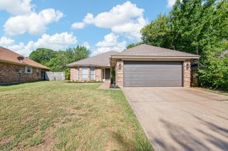 9016 Cheshire Street, Fort Worth, TX 76134