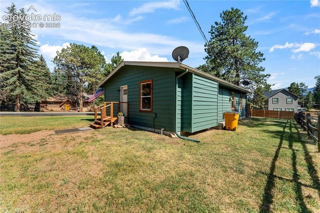 300 S Fairview Street, Woodland Park, CO 80863