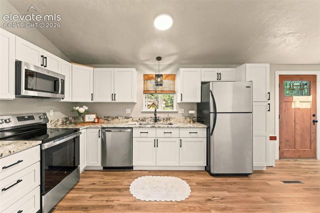 300 S Fairview Street, Woodland Park, CO 80863