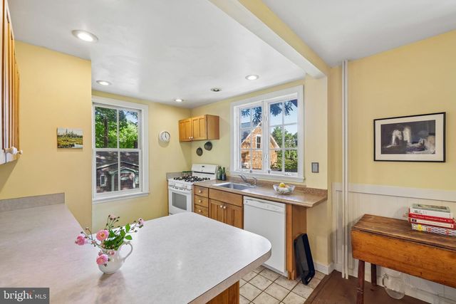 4619 KESWICK RD, Baltimore, MD 21210