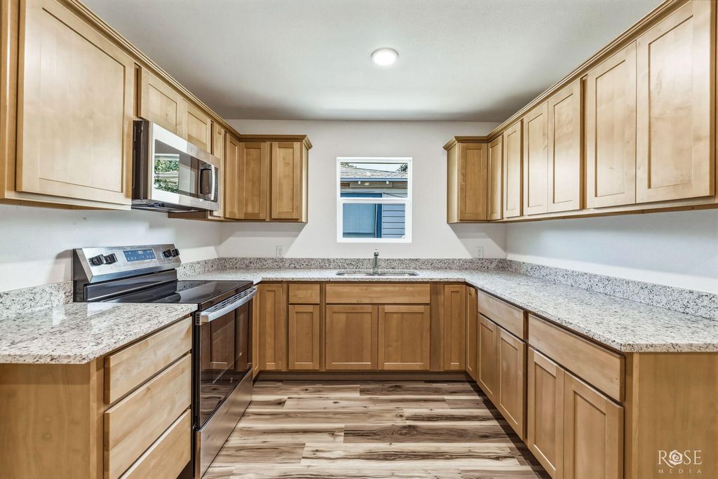 Image 6 of property listing at 1318 Luna Street, San Angelo, TX 76905