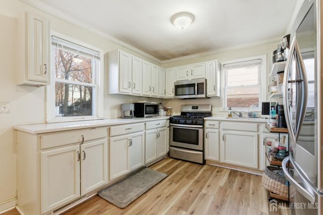 1490 Champlin Square, Teaneck, NJ 07666