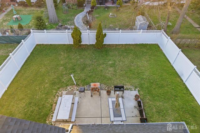 1490 Champlin Square, Teaneck, NJ 07666