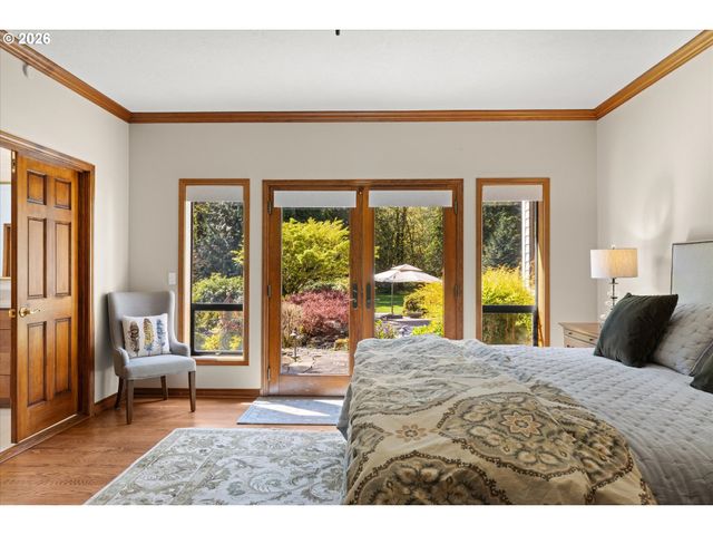 21469 WATERFORD Pl, West Linn, OR 97068