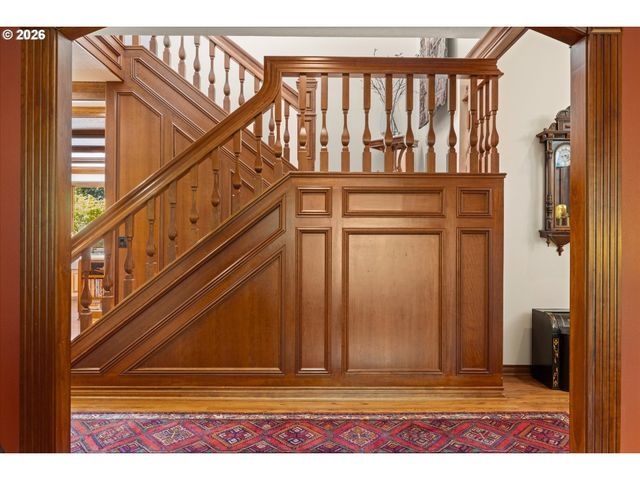 21469 WATERFORD Pl, West Linn, OR 97068