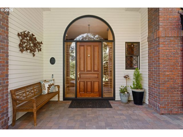 21469 WATERFORD Pl, West Linn, OR 97068