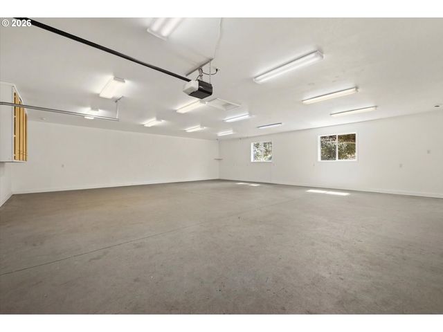 21469 WATERFORD Pl, West Linn, OR 97068