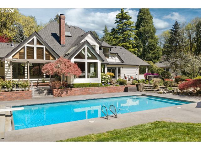 21469 WATERFORD Pl, West Linn, OR 97068