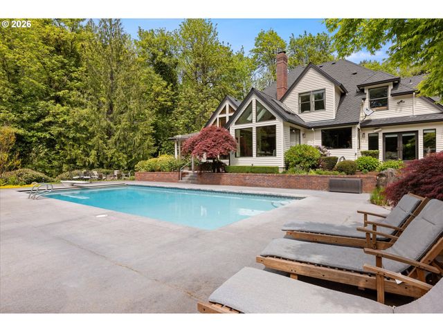 21469 WATERFORD Pl, West Linn, OR 97068