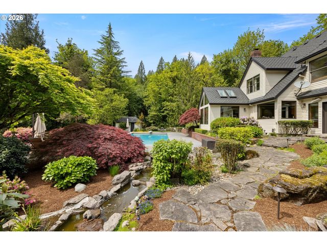 21469 WATERFORD Pl, West Linn, OR 97068