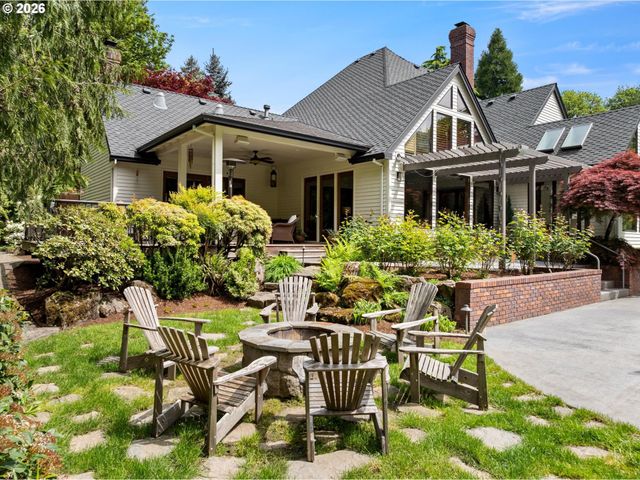 21469 WATERFORD Pl, West Linn, OR 97068