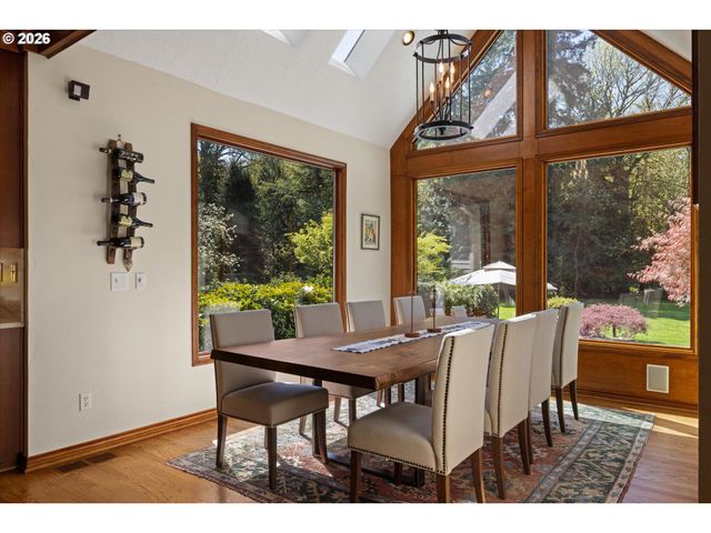 21469 WATERFORD Pl, West Linn, OR 97068