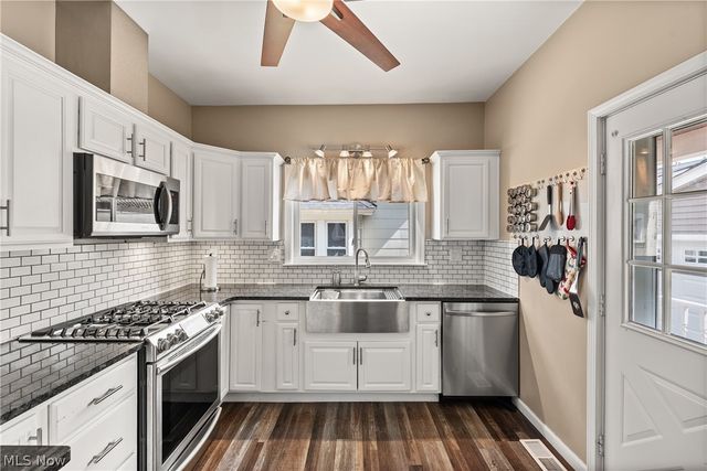 1473 Wyandotte Avenue, Lakewood, OH 44107