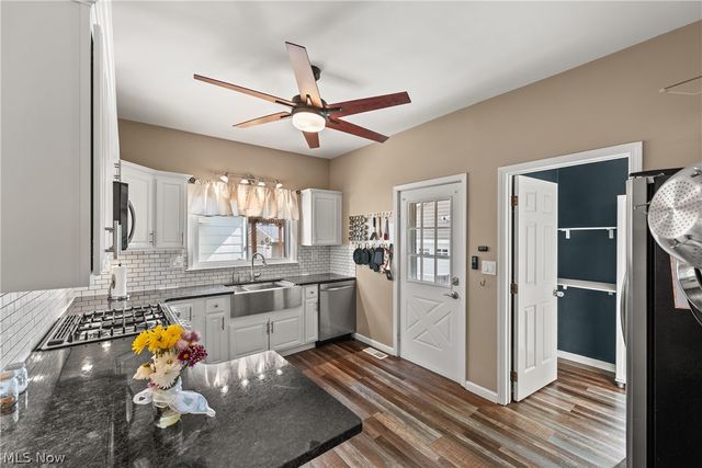 1473 Wyandotte Avenue, Lakewood, OH 44107