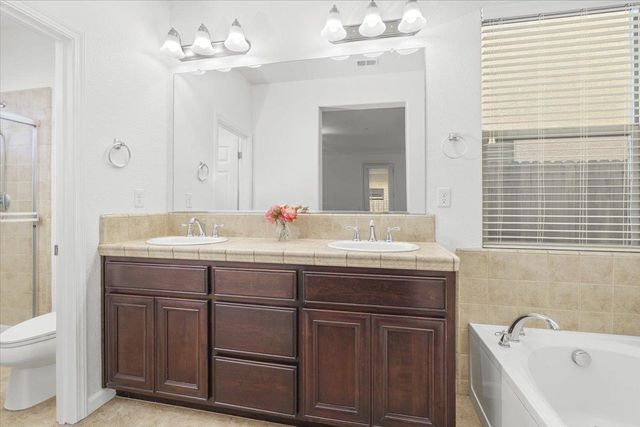 2036 Vignolia Loop, Roseville, CA 95747