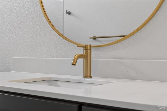 124 Macklin Dr, Cotati, CA 94931