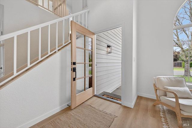 124 Macklin Dr, Cotati, CA 94931