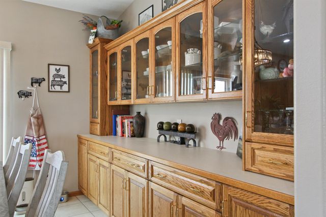 1908 13th St NW, Minot, ND 58703