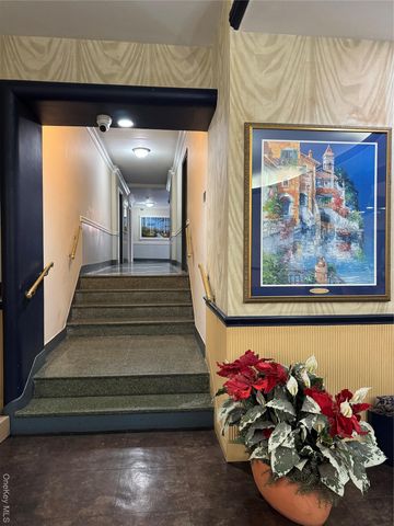 9941 64th Avenue A11, Rego Park, NY 11374