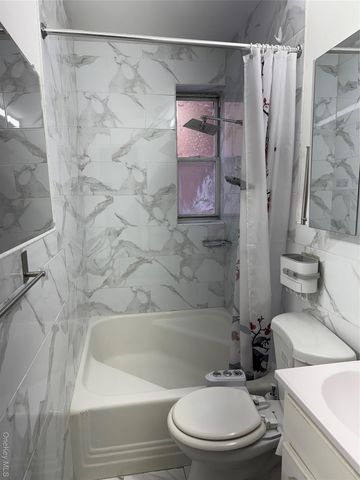 9941 64th Avenue A11, Rego Park, NY 11374