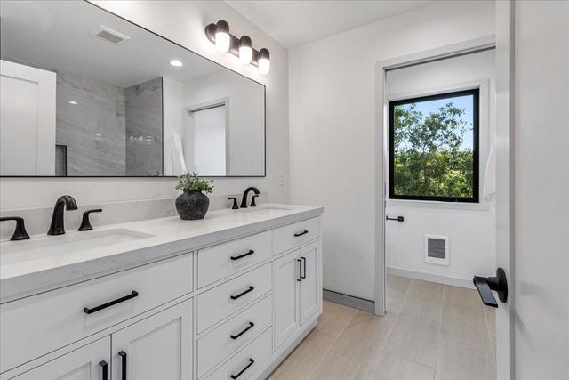 5 Arriba Drive, Aromas, CA 95004