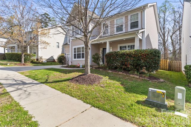 7030 Carrington Pointe Drive, Huntersville, NC 28078