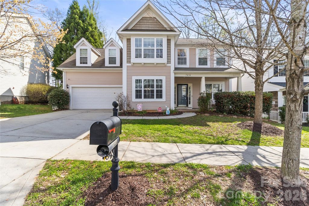 7030 Carrington Pointe Drive, Huntersville, NC 28078
