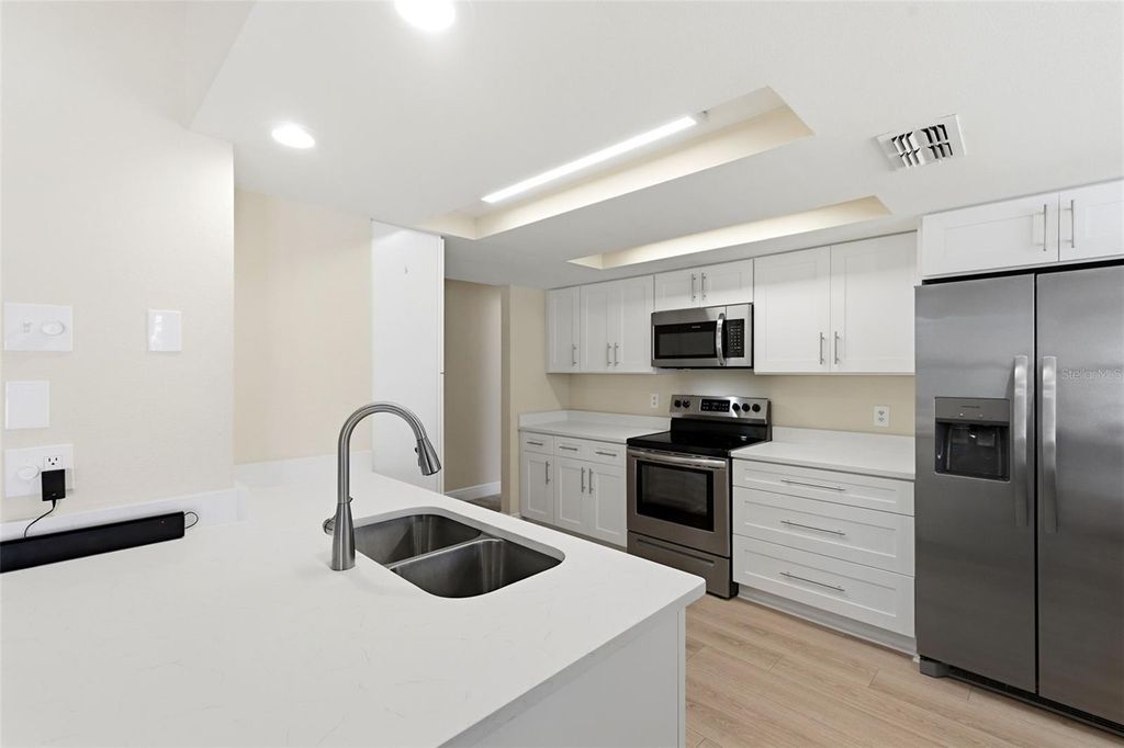 Image 18 of property listing at 9425 BARNSTEAD LANE, Port Richey, FL 34668