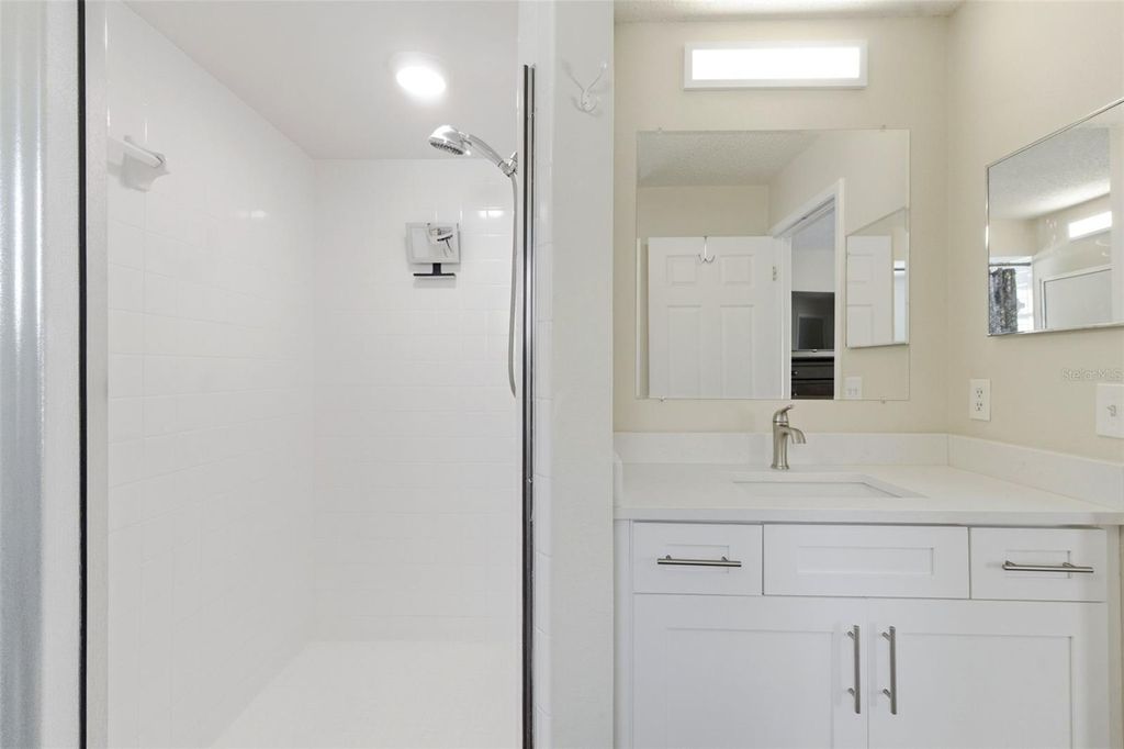 Image 32 of property listing at 9425 BARNSTEAD LANE, Port Richey, FL 34668