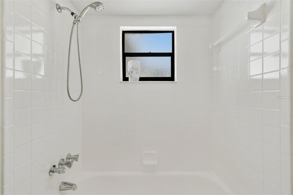 Image 33 of property listing at 9425 BARNSTEAD LANE, Port Richey, FL 34668