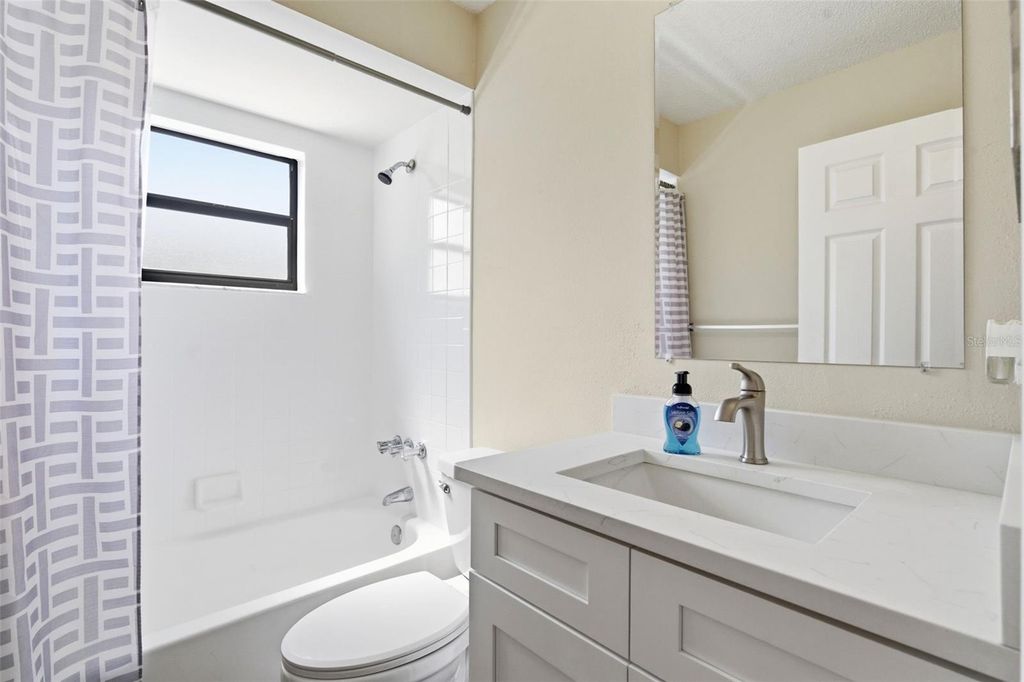 Image 38 of property listing at 9425 BARNSTEAD LANE, Port Richey, FL 34668