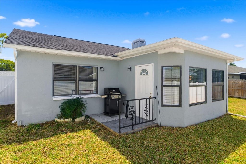 Image 46 of property listing at 9425 BARNSTEAD LANE, Port Richey, FL 34668